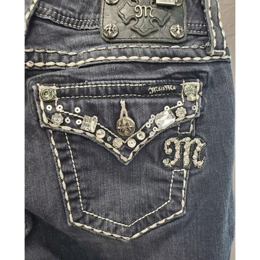 Women's Miss Me Easy Boot Jean Embellished Rhinestone pockets Size 27 Dark Blue